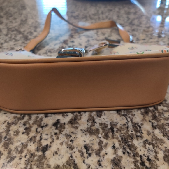 dooney and bourke replica